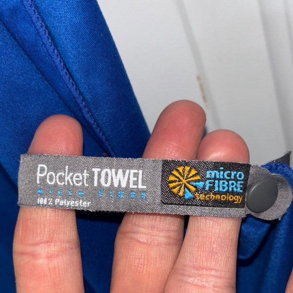 Sea to Summit Blue Pocket Towel Microfibre - Picture 4 of 6